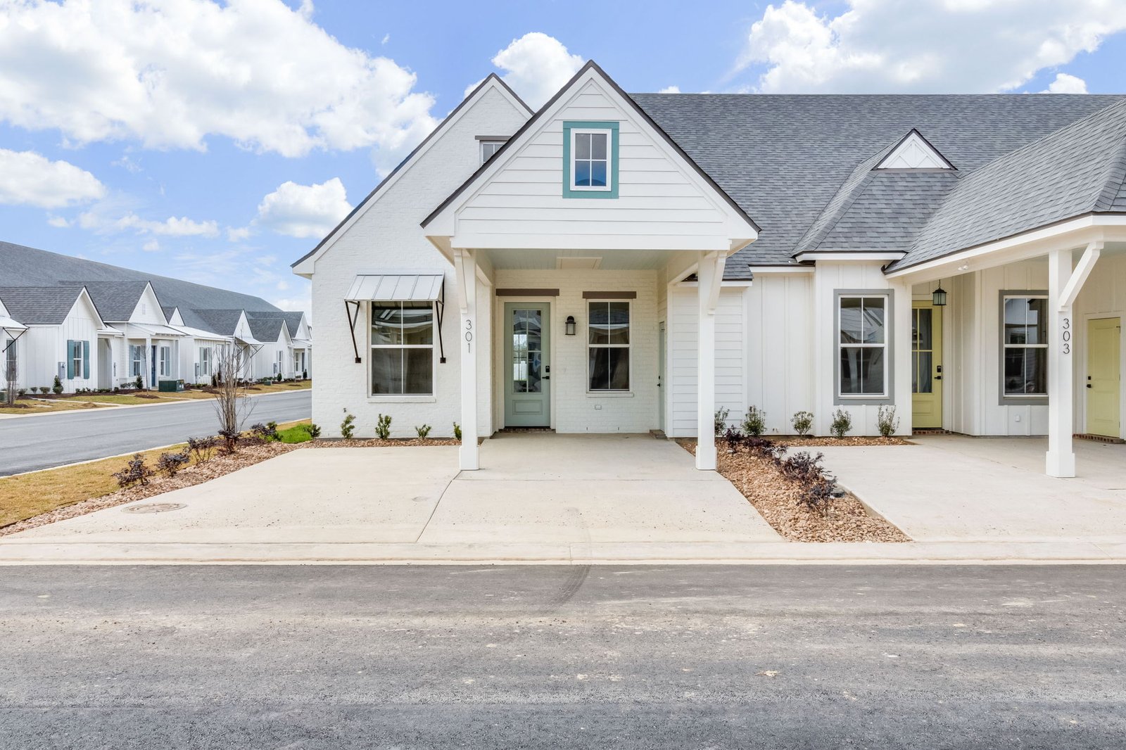 301 Edsall exterior